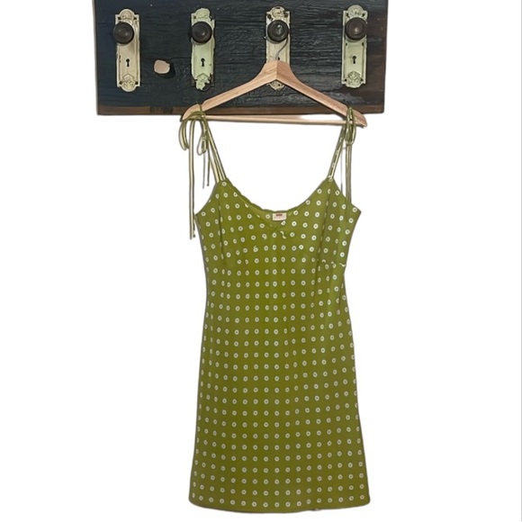 Levi's Sweet Daisy Split Pea Gem Slip Dress Size Small - Picture 2 of 16